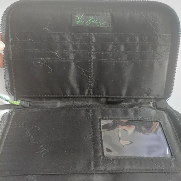 EUC - VERA BRADLEY WRISLET/WALLET - Picture 4 of 6